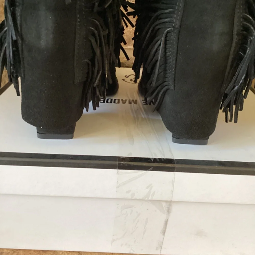 Steve Madden Landmark Boots Women 10 Black Suede Fringe Italy NIB Western - Picture 4 of 8